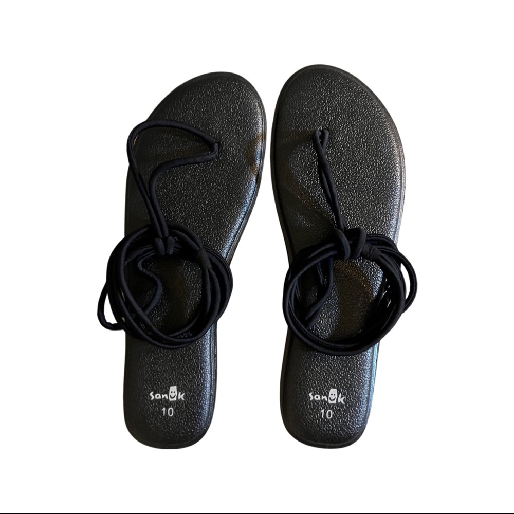 Sanuk Sandals Size 10